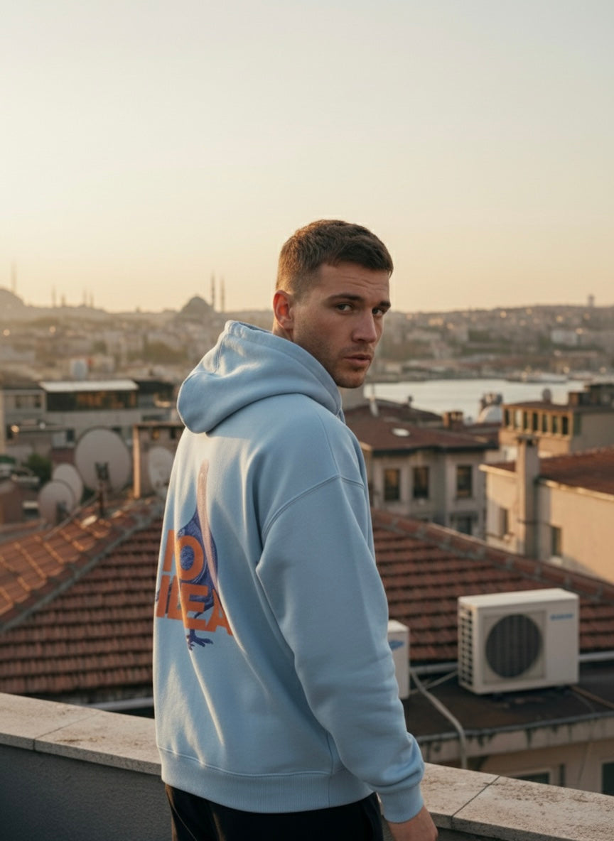 "No İdea Bird" Baskılı Oversize Kapüşonlu Sweatshirt - Açık Mavi